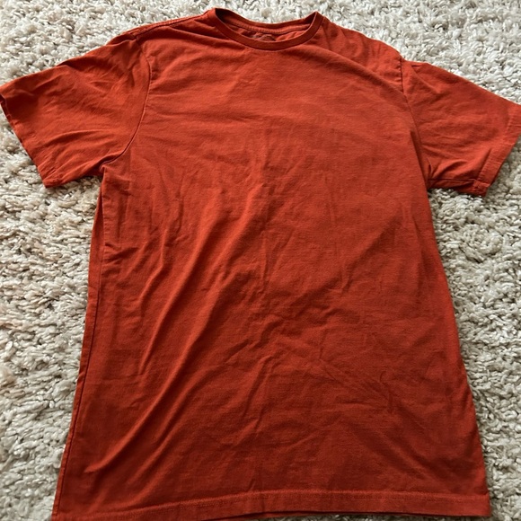 Amazon Basic’s Men's Rust Orange T-Shirt - Picture 1 of 3